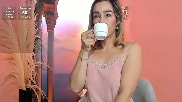 Madam Dalila online show from 03.15.26