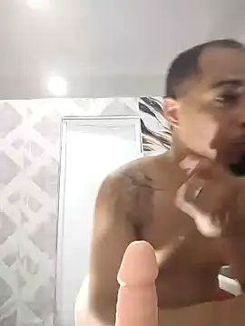 Snapshot of thewatcherxx02 chatting on 03.14.26 thewatcherxx02 online show from 03.14.26