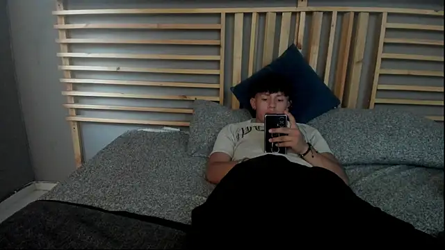 clark ken01 online show from 04.18.26