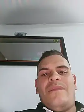 Snapshot of Edwin_Q chatting on 06.09.26 Edwin Q online show from 06.09.26