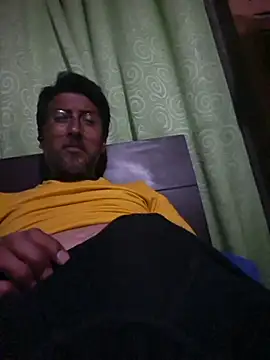 BRAD MATURE online show from 03.03.26