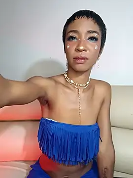 Snapshot of TinnaPeyton chatting on 05.17.26 TinnaPeyton online show from 05.17.26
