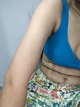 NeetuKumri online show from 04.19.26