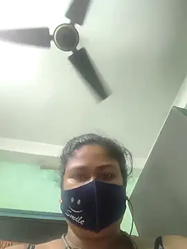 Snapshot of diyadiyanathna chatting on 02.25.26 diyadiyanathna online show from 02.25.26