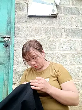 Snapshot of lyly_sexx chatting on 03.03.26 lyly sexx online show from 03.03.26