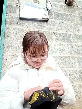 Snapshot of lyly_sexx chatting on 03.04.26 lyly sexx online show from 03.04.26