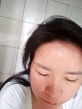 Ivy Trix2 online show from 03.23.26