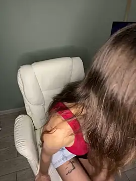 SofieLund online show from 03.14.26