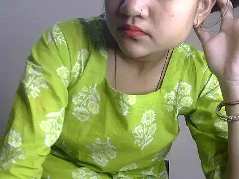 Aani 0 online show from 04.21.26