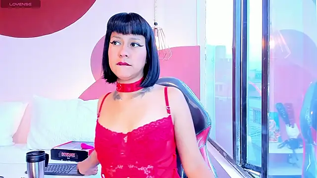 Valkiria wine online show from 04.15.26