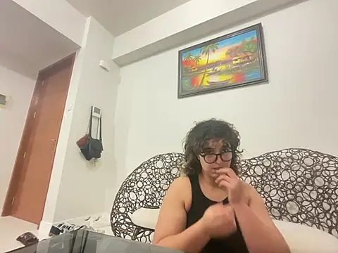 Snapshot of yassiestar chatting on 02.26.26 yassiestar online show from 02.26.26