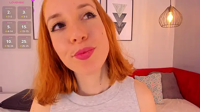 Snapshot of ariavelvet_ chatting on 06.25.26 ariavelvet online show from 06.25.26