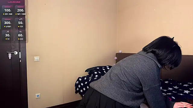 MidnightSophia online show from 02.26.26