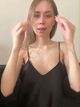 Snapshot of CarolinaMaison chatting on 03.16.26 CarolinaMaison online show from 03.16.26