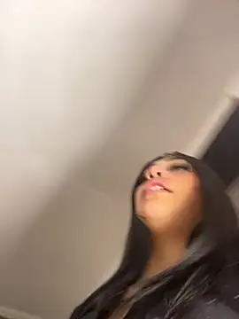 GeorgiaPink  online show from 04.20.26