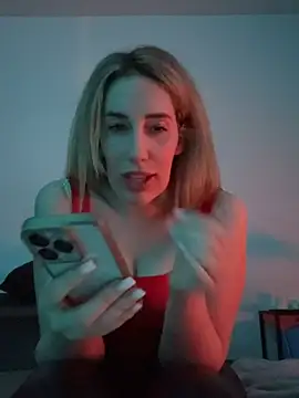 JuliaPrivat online show from 03.01.26