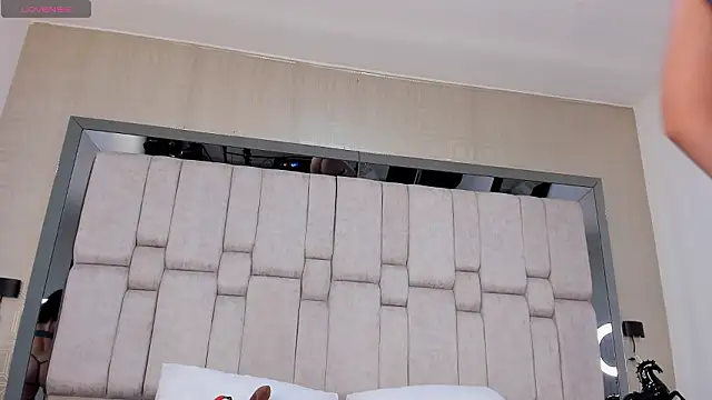 AgathaUwuDoll online show from 03.18.26