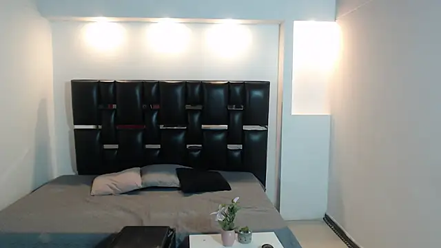 IMPERIASTUDIOS3 online show from 03.05.26