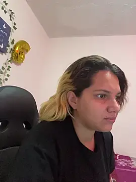 aurora bela online show from 04.11.26