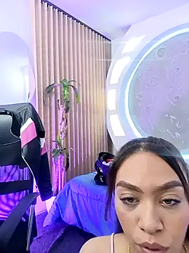 Snapshot of ritzabeth_daniel chatting on 03.04.26 ritzabeth daniel online show from 03.04.26