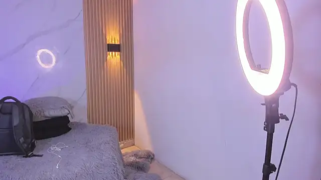 Miss ElektraNova online show from 03.21.26