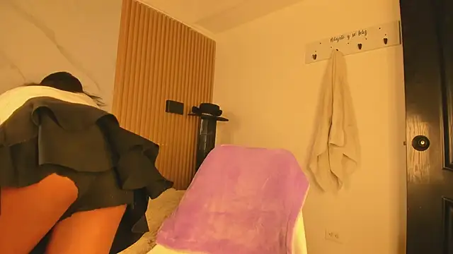 Miss ElektraNova online show from 03.22.26