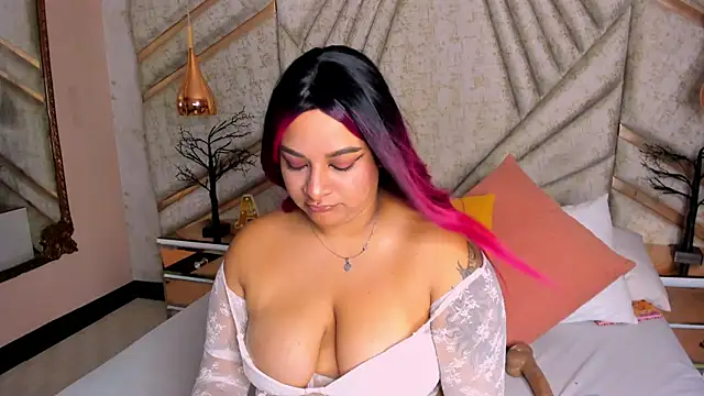 EmeelyMuller online show from 05.21.26