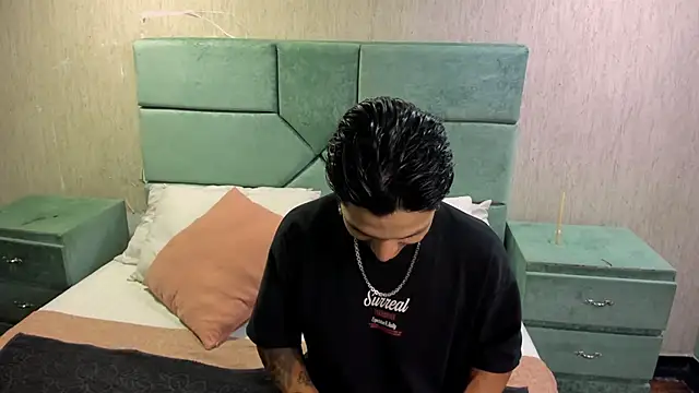 DanteLuxx online show from 03.16.26