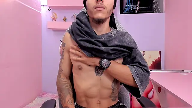 DanteLuxx online show from 04.18.26