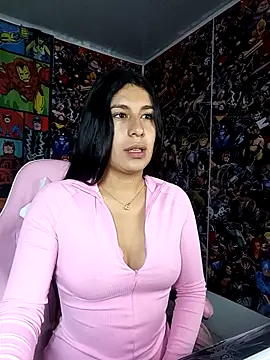 charlottte wh online show from 04.13.26