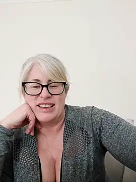 FlirtyFleur-x online show from 03.30.26