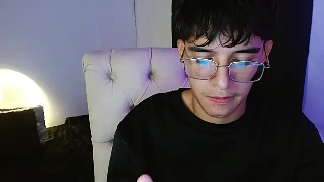 Snapshot of noah_millerx chatting on 07.05.26 noah millerx online show from 07.05.26