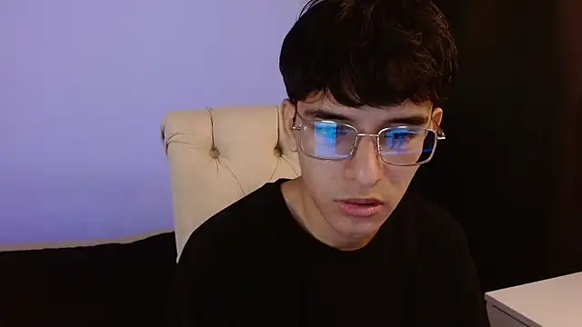 Snapshot of noah_millerx chatting on 07.24.26 noah millerx online show from 07.24.26