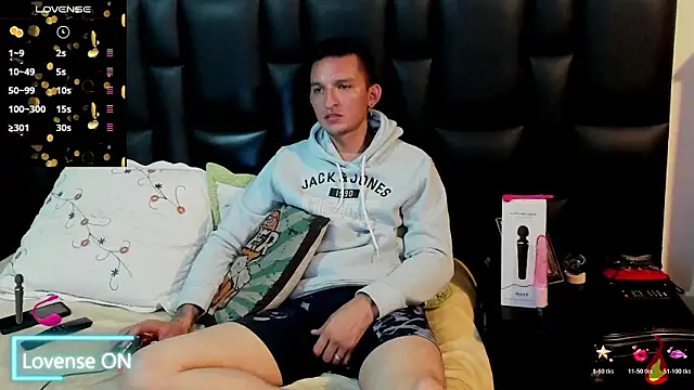 Snapshot of Mike_Waters chatting on 03.04.26 Mike Waters online show from 03.04.26