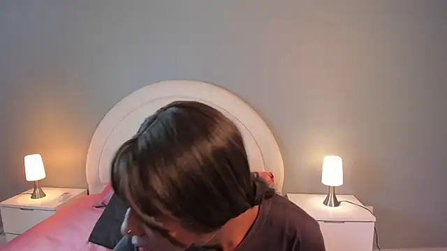 zoepinkett online show from 04.27.26