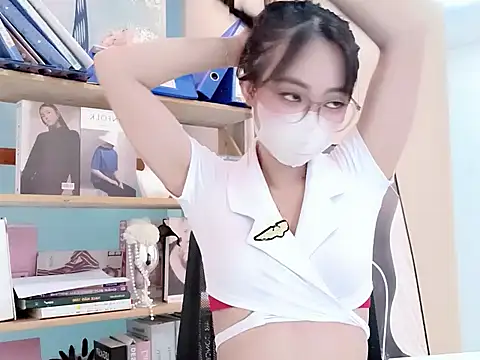 Snapshot of RG_Lenalyy chatting on 05.21.26 RG Lenalyy online show from 05.21.26