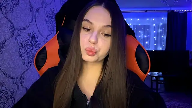 AkikoAnkrom online show from 02.26.26