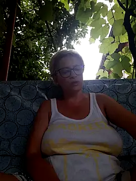 Snapshot of LunaBlaise chatting on 06.27.26 LunaBlaise online show from 06.27.26