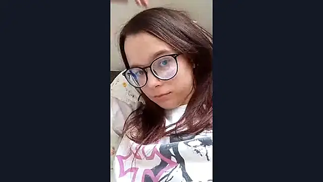 Snapshot of timehealsnothing chatting on 03.16.26 timehealsnothing online show from 03.16.26