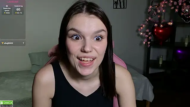 Snapshot of JanetCensley chatting on 03.03.26 JanetCensley online show from 03.03.26