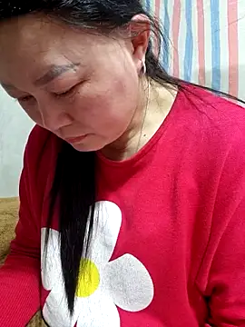 Snapshot of phay79 chatting on 02.27.26 phay79 online show from 02.27.26