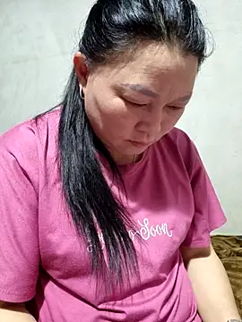 Snapshot of phay79 chatting on 03.04.26 phay79 online show from 03.04.26