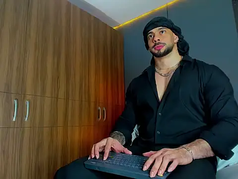 massimo visconti online show from 03.07.26