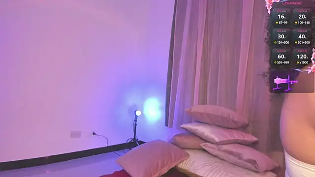 V-nus online show from 04.20.26