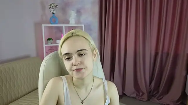 Bambi Bloom online show from 03.18.26