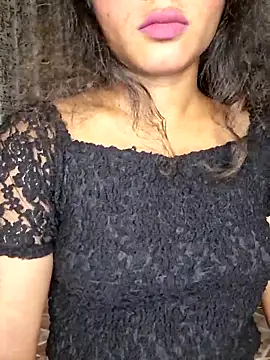 Snapshot of Akni_ chatting on 05.19.26 Akni online show from 05.19.26
