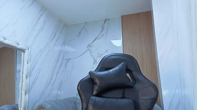 Lola roses tf online show from 03.16.26