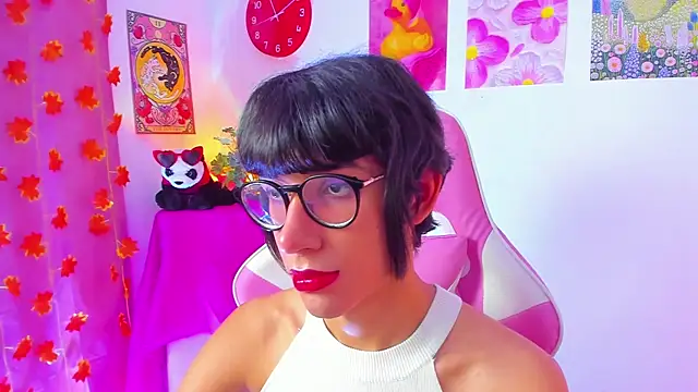 Madeline 21 online show from 03.18.26