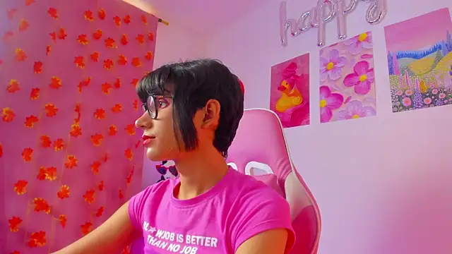 Madeline 21 online show from 04.18.26