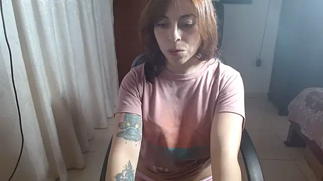 IrisArellano  online show from 07.08.26